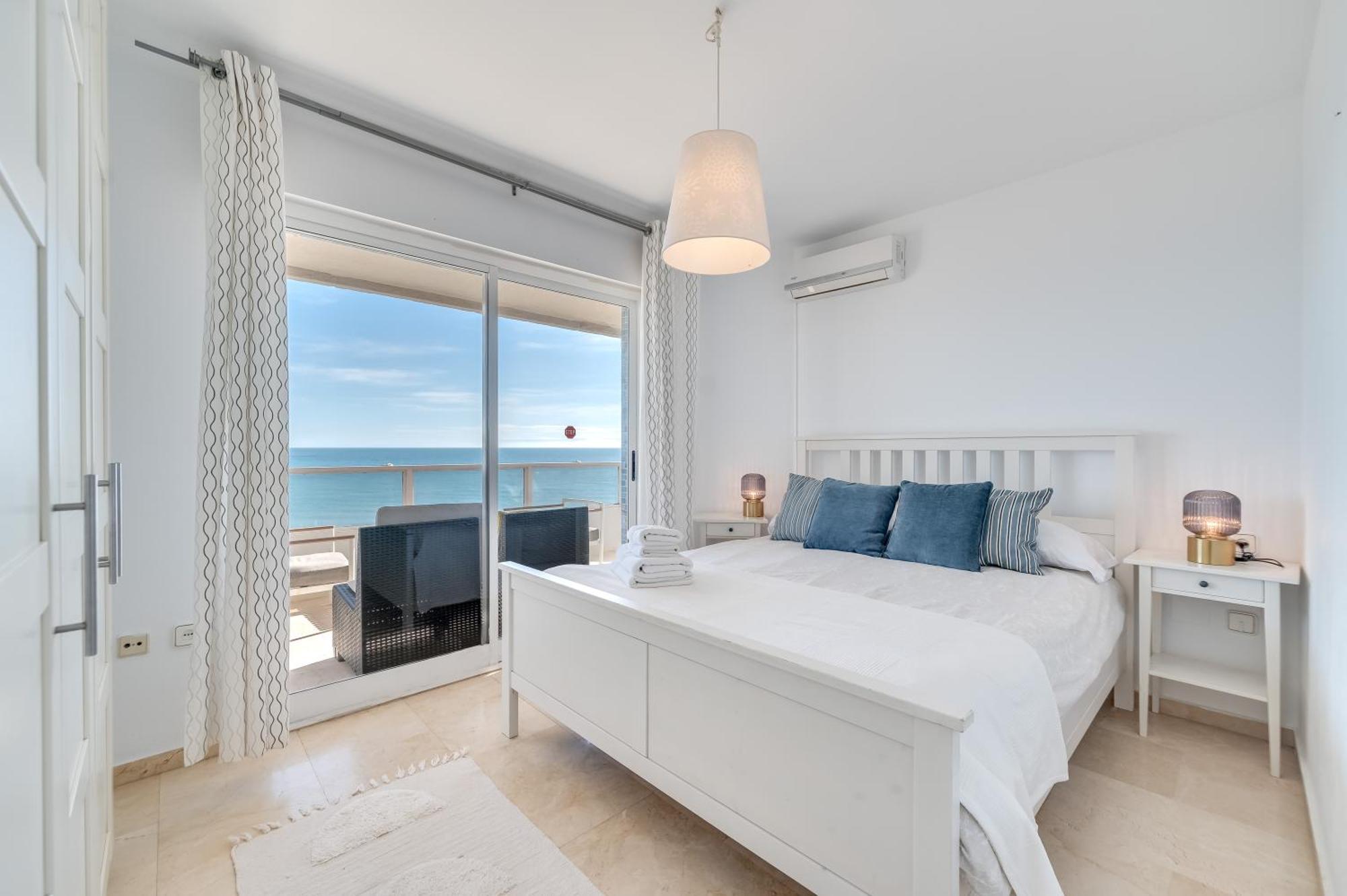 Lxr La Carihuela Sea Views 3Hab Apartment Torremolinos Exterior photo