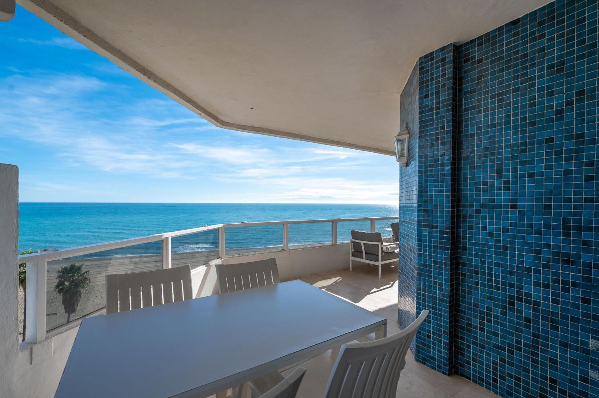 Lxr La Carihuela Sea Views 3Hab Apartment Torremolinos Exterior photo