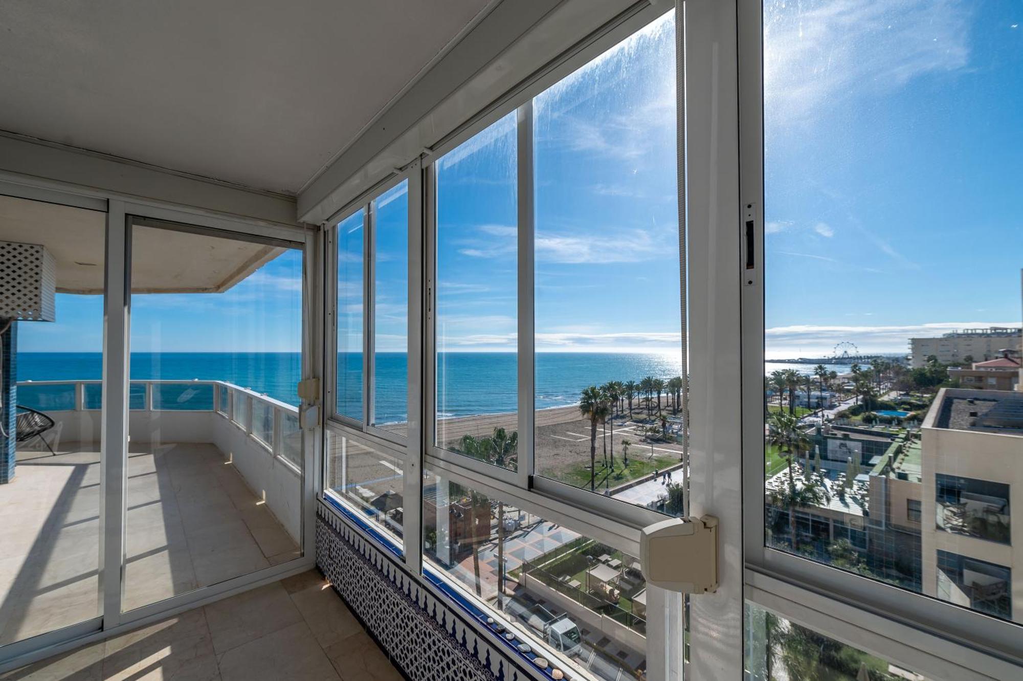 Lxr La Carihuela Sea Views 3Hab Apartment Torremolinos Exterior photo