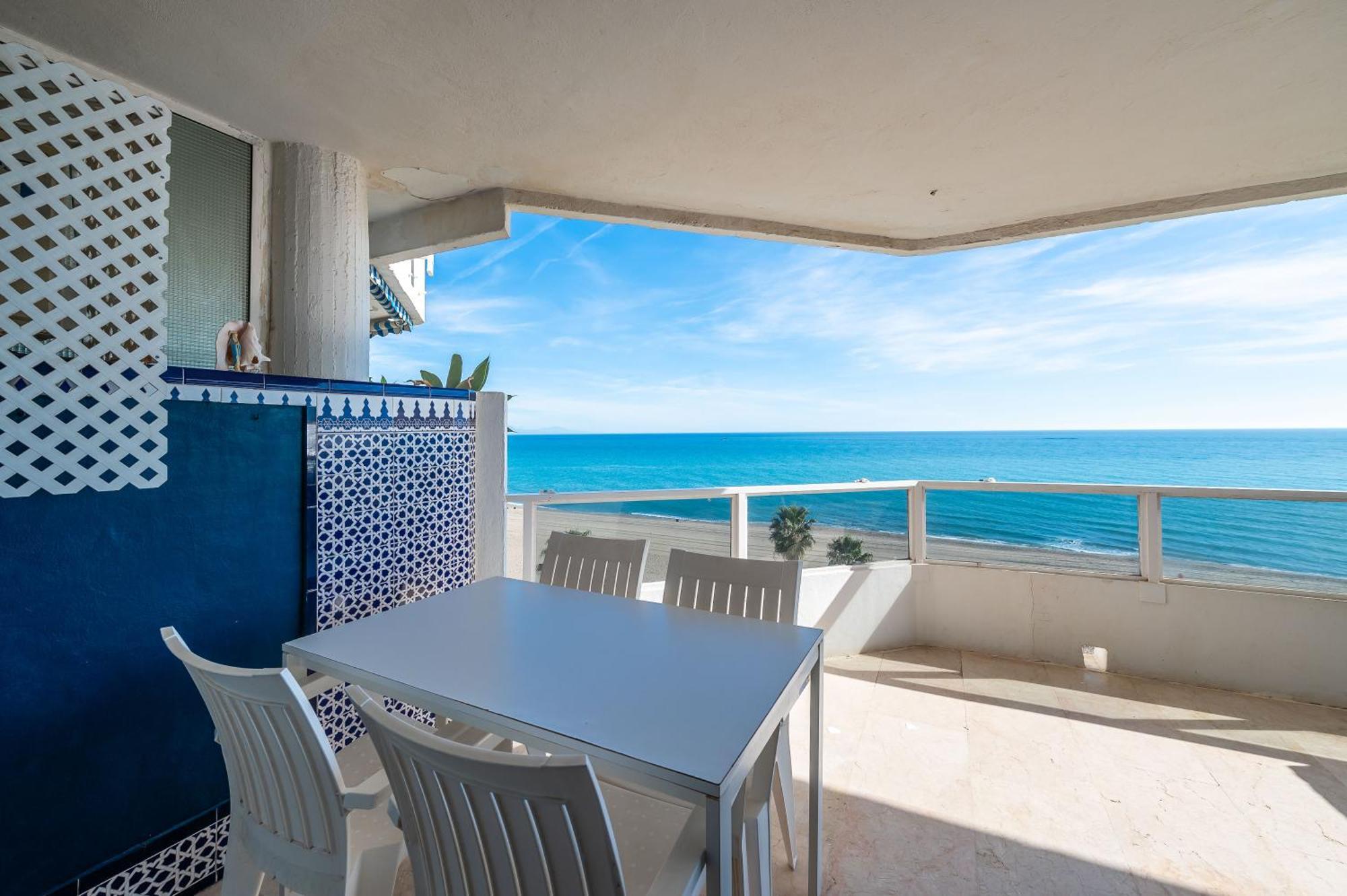 Lxr La Carihuela Sea Views 3Hab Apartment Torremolinos Exterior photo